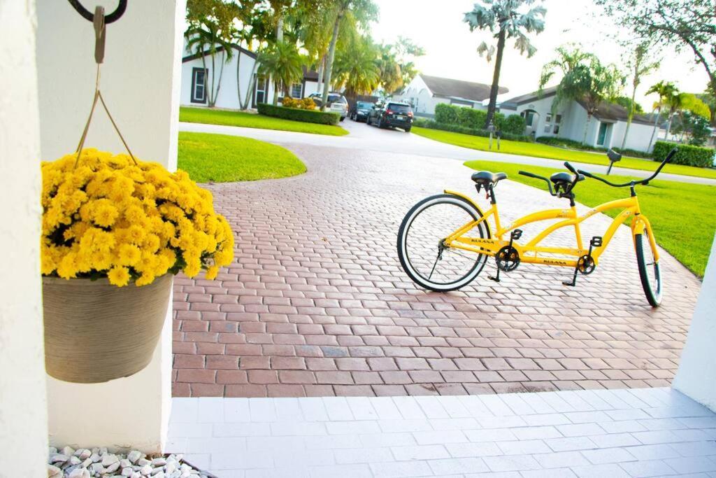 Home In Miami Bagian luar foto